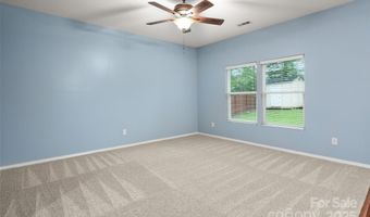 5407 Fenway Dr, Charlotte, NC 28273