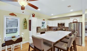 43 Fiber St, Bay St. Louis, MS 39520