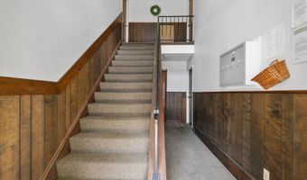 37 Enid St APT C, Bridgeport, CT 06606