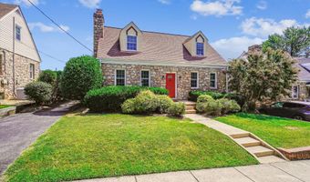 121 S FENWICK St, Arlington, VA 22204
