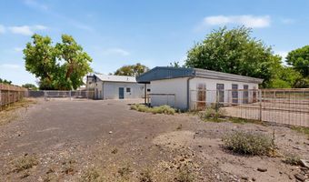 655 Country Ln, Bosque Farms, NM 87068