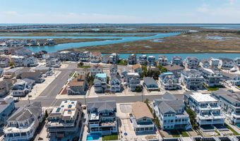 733 21st St, Avalon, NJ 08202
