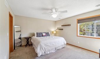 6582 154th St W 132, Apple Valley, MN 55124