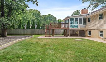 1008 HARBOR Dr, Annapolis, MD 21403