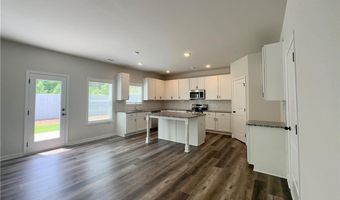 596 Rodeo Dr, Auburn, GA 30011
