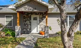 1600 S Main St, Albia, IA 52531