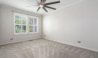642 W Moreland Ave, Addison, IL 60101