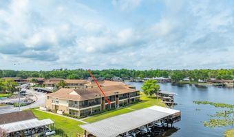 1640 Juno Trl 102A, Astor, FL 32102