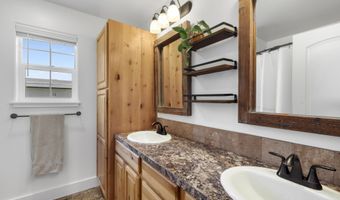 10 El Pino Ln, Carey, ID 83320