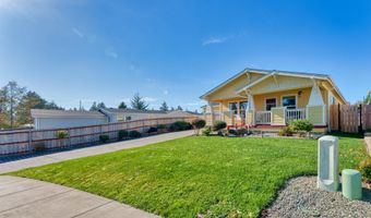 110 ALDERWOOD Ln, Brookings, OR 97415