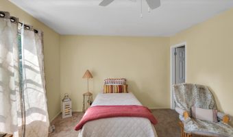 75 Bradford Ct, Aberdeen, NJ 07747