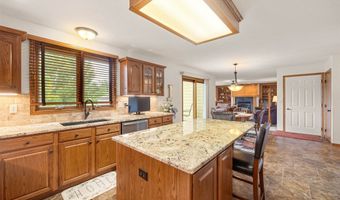 8065 NE 25th Ave, Altoona, IA 50009