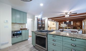 1067 Hess Dr, Avondale Estates, GA 30002