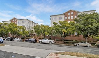 801 S GREENBRIER St 412, Arlington, VA 22204