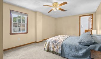 93 Marconi Ave, Bristol, CT 06010