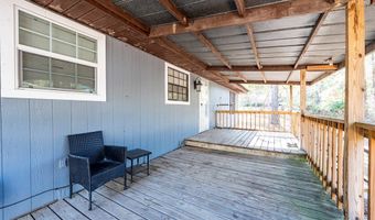 2430 BEACHVIEW Dr, Albany, GA 31705