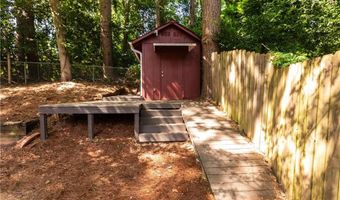 1392 Lively Ridge Rd NE, Atlanta, GA 30329