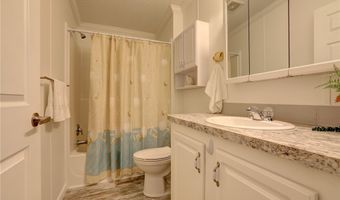 1040 Barefoot Cir, Barefoot Bay, FL 32976