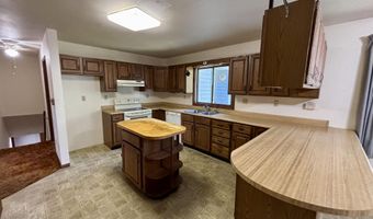 8384 N Broadway, Apple River, IL 61001