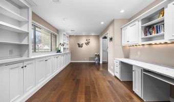 4700 Clearview Dr, Bartlesville, OK 74006