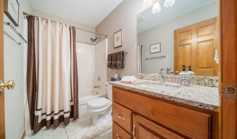 W6063 STRAWFLOWER Drive, Appleton, WI 54915