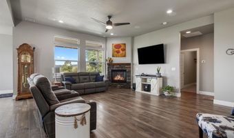 20702 E Berry Dr, Benton City, WA 99320