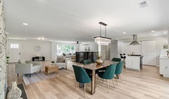 8540 Elsa Ave, Affton, MO 63123