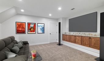 402 N Parkway Dr, Alvarado, TX 76009