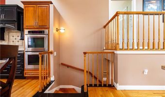454 N Quidnessett Rd, North Kingstown, RI 02852