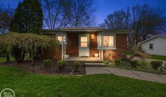 918 Columbia, Algonac, MI 48001