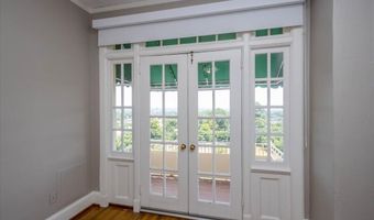 2068 Walton Way, Augusta, GA 30909