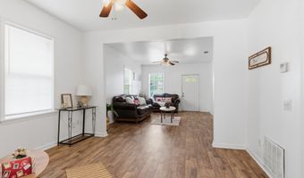 520 Bookter St, Bay St. Louis, MS 39520