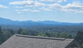 97 Destination Dr, Asheville, NC 28806