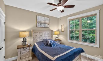 14 Wood Path Ln, Arden, NC 28704