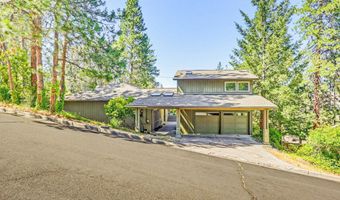 1105 Ivy Ln, Ashland, OR 97520