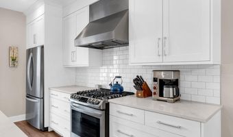 643 Greenslate Dr SE, Ada, MI 49301