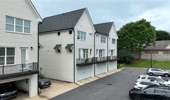 2106 MOORES MILL Rd 106, Auburn, AL 36830