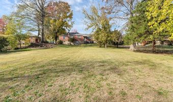 8216 Mackenzie Rd, Affton, MO 63123
