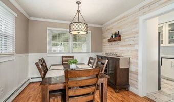 35 Skytop Rd, Andover, NJ 07860