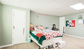 304 Rolling Hills Dr, Elko, NV 89801