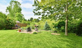 938 Weeping Way Ln, Avon, IN 46123