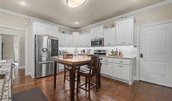 2504 SW Moorland St, Bentonville, AR 72713