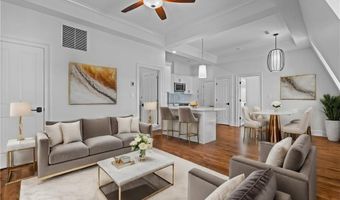 18 State St 4 (2nd Floor West), Bristol, RI 02809