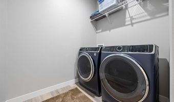 1350 Chipman Ln, North Liberty, IA 52317