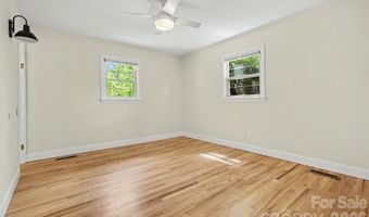79 Walnut St, Badin, NC 28009