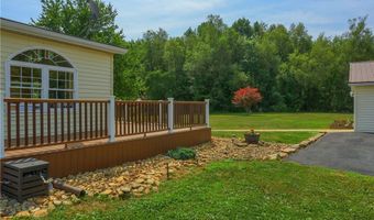 706 Hall Rd, Clay, PA 16001