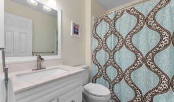 1090 Kumukumu St C, Honolulu, HI 96825