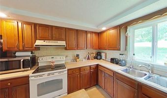 27 Partridge Dr, Agency, MO 64401