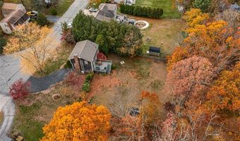 7 Maria St, Lincoln, RI 02865
