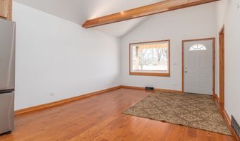 39763 N Rena Ave, Antioch, IL 60002